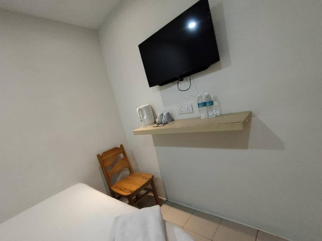 Miju Hotel Kota Damasara Near Strand Mall Petaling Jaya Exterior foto