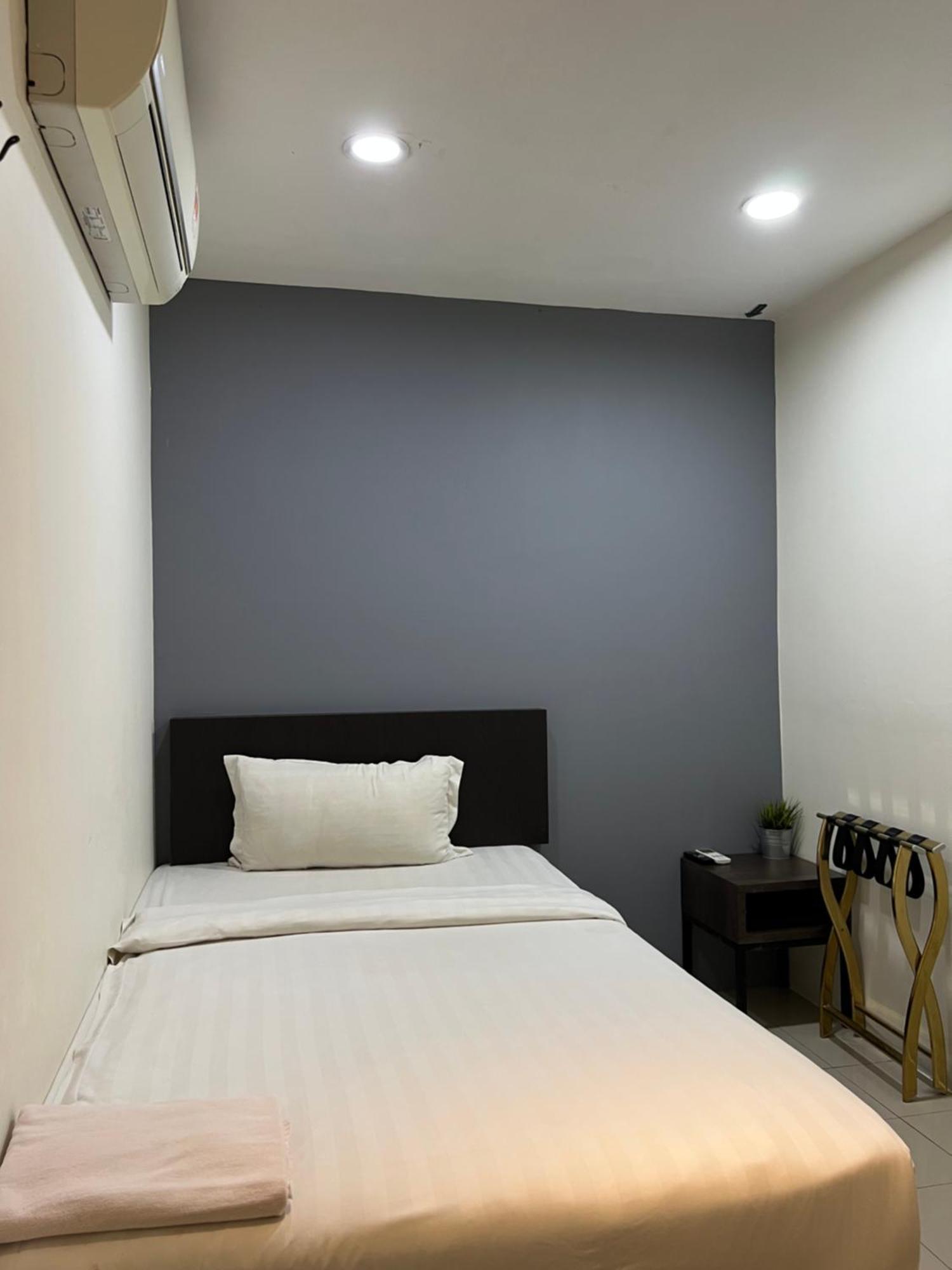 Miju Hotel Kota Damasara Near Strand Mall Petaling Jaya Exterior foto